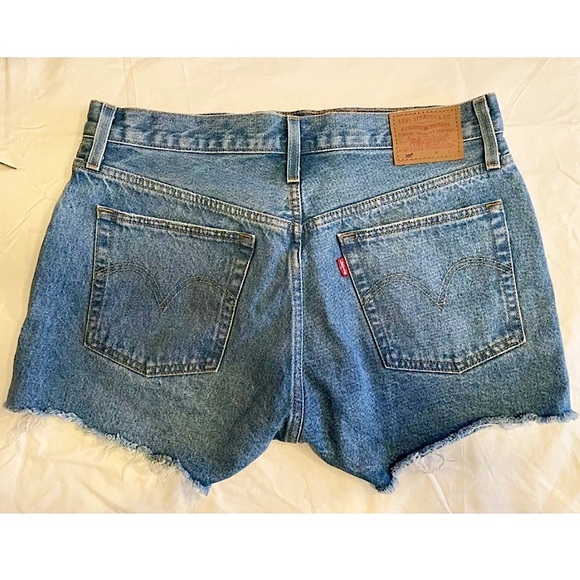COPY - Levi’s | Premium 501 Original Fit High-Rise Shorts - Picture 5 of 5